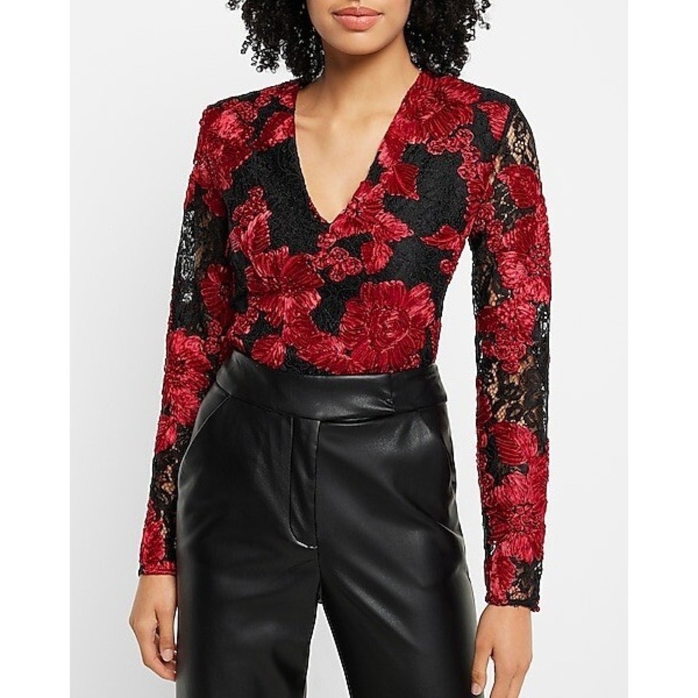 Express Womens Red Floral Lace Long Sleeve V-Neck Bodysuit Medium Side Zip